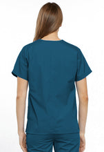 Load image into Gallery viewer, V-Neck Top
