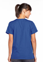 Load image into Gallery viewer, Snap Front V-Neck Top
