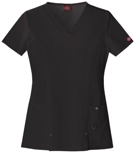 75%Polyester 21%Rayon 4%Spandex