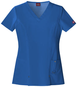 75%Polyester 21%Rayon 4%Spandex