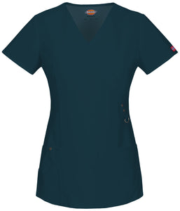 75%Polyester 21%Rayon 4%Spandex