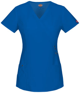 75%Polyester 21%Rayon 4%Spandex
