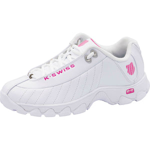 Footwear Athletic with foam insoles