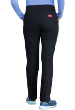 Load image into Gallery viewer, Mid Rise Tapered Leg Pull-on Pant
