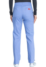 Load image into Gallery viewer, Mid Rise Tapered Leg Pull-on Pant
