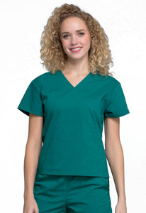 63% Polyester 34% Cotton 3% Spandex